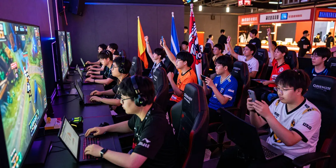 Kompetisi boswin 88 dalam arena esports yang meriah dengan penonton aktif dan pemain fokus.